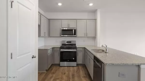 New Bern, NC 28562,1010 Bayard Wootten WAY