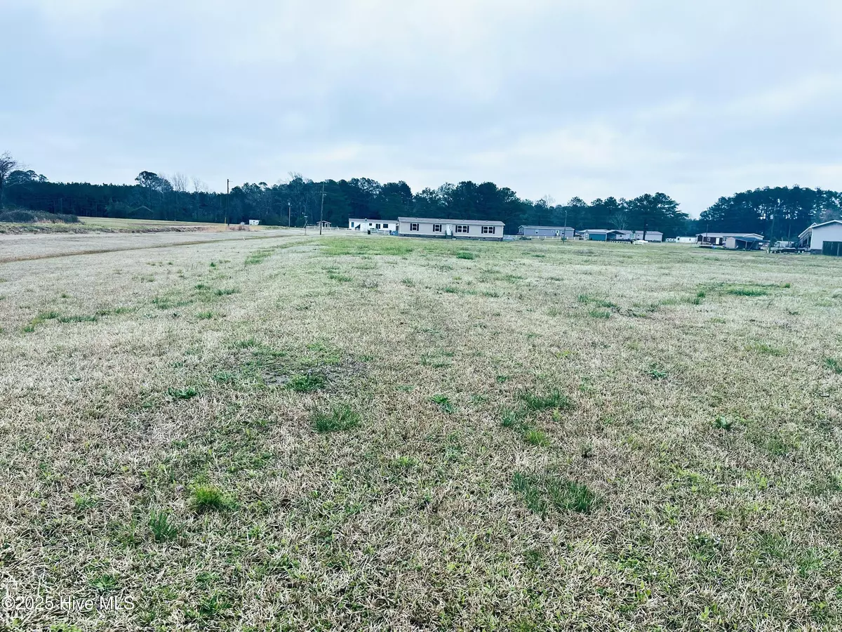 Pinetown, NC 27865,548 Evins LN
