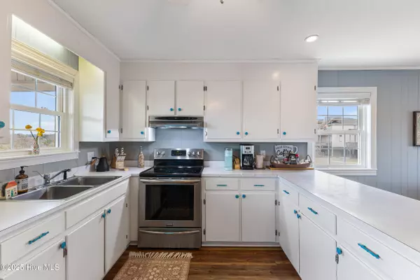 Holden Beach, NC 28462,297 Sand Piper LN