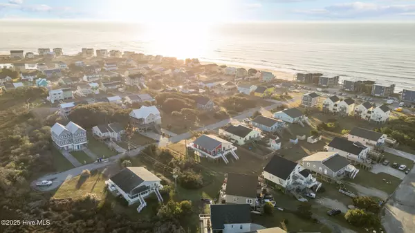 North Topsail Beach, NC 28460,221 Coastal DR