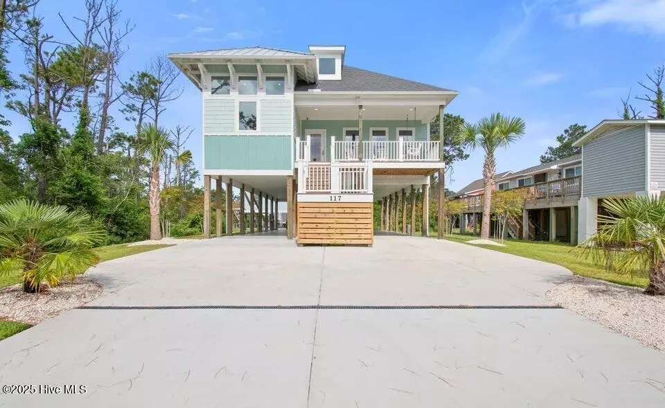 Oak Island, NC 28465,117 SE 41st ST