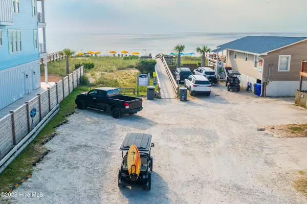 Carolina Beach, NC 28428,1522 Snapper LN