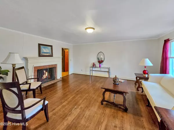 Windsor, NC 27983,203 Crescent DR