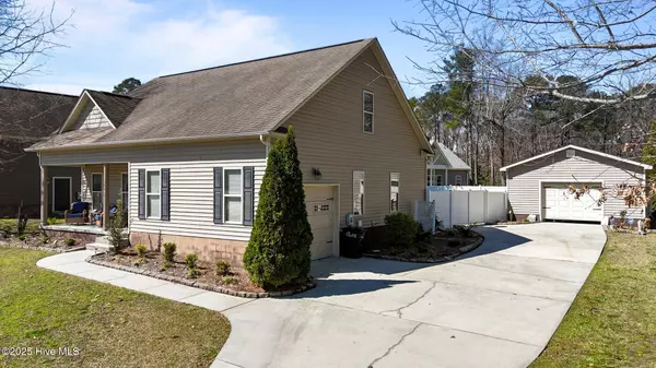 Chocowinity, NC 27817,75 Victoria DR