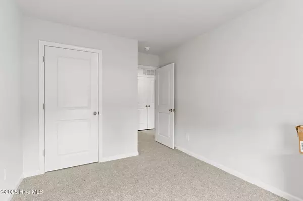 3109 Lobelia LN #103 Leland, NC 28451