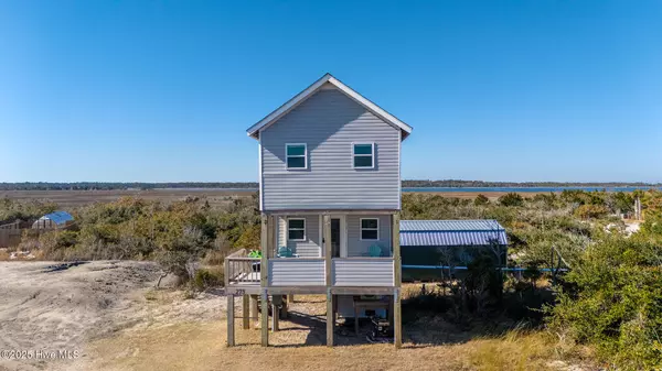 Cedar Island, NC 28520,273 Soundview DR