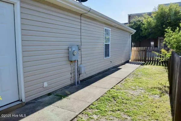 Wilmington, NC 28401,1008 S 10th ST