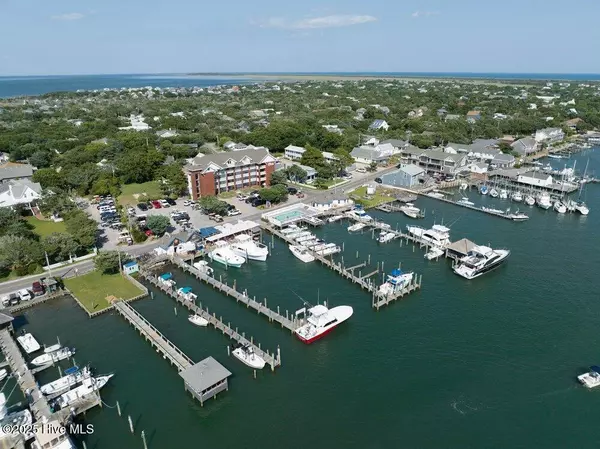 Ocracoke, NC 27960,180 Irvin Garrish HWY #108