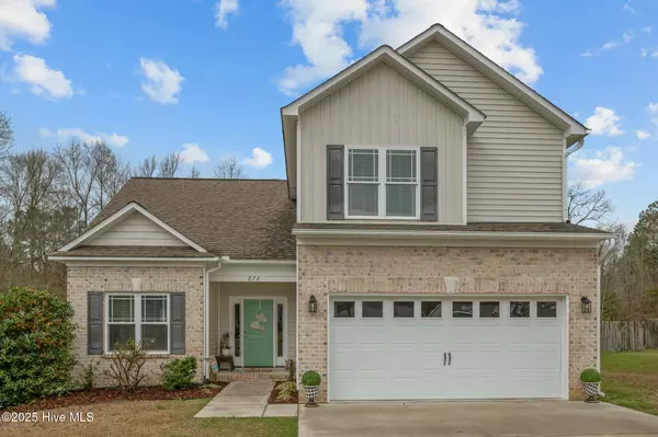 614 Arden Ridge DR, Grimesland, NC 27837