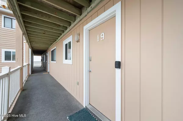 Carolina Beach, NC 28428,1101 S Lake Park BLVD S #Unit A19