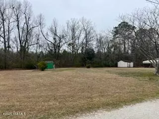 124 Clayton LN, Rocky Point, NC 28457