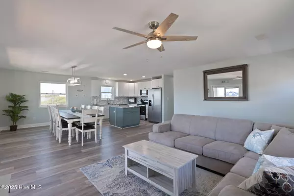 Kure Beach, NC 28449,434 S Third AVE #A