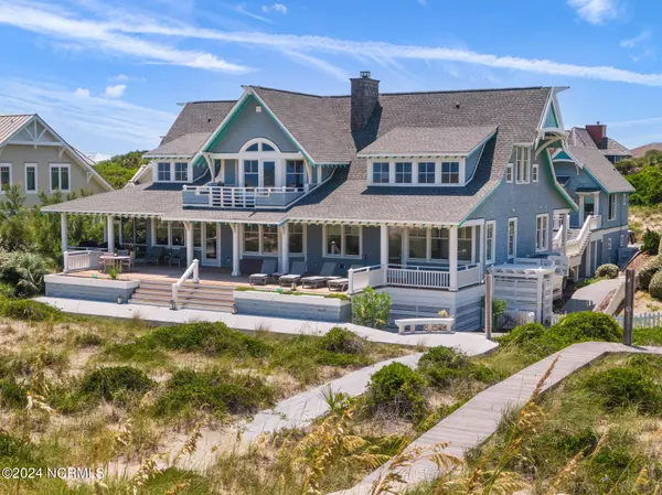 Bald Head Island, NC 28461,220 Station House WAY
