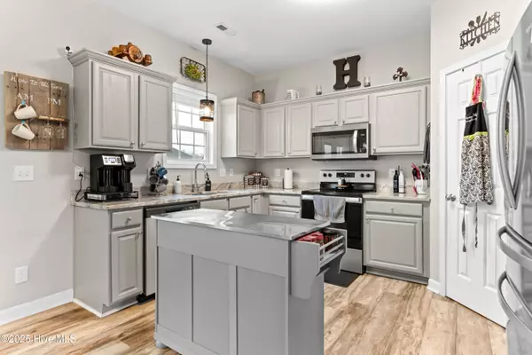 Richlands, NC 28574,113 Woods Run CIR