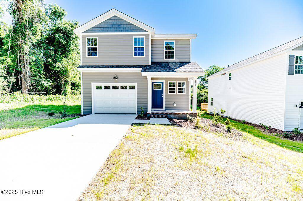 925 W Massachusetts AVE, Southern Pines, NC 28387