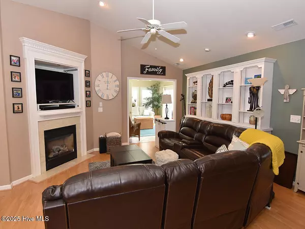 Wilmington, NC 28412,9207 Slice CT