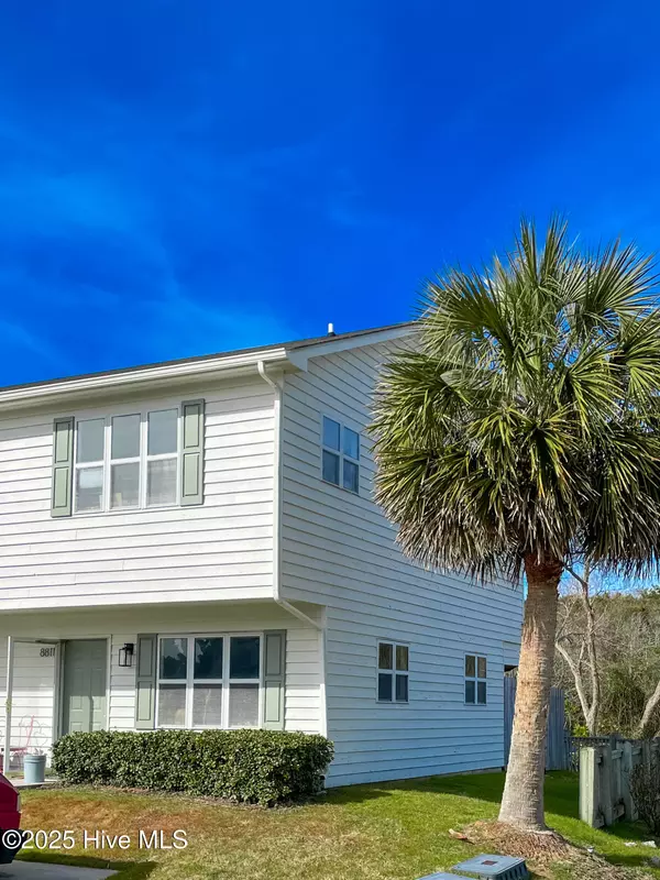 8811 Janell CT, Emerald Isle, NC 28594