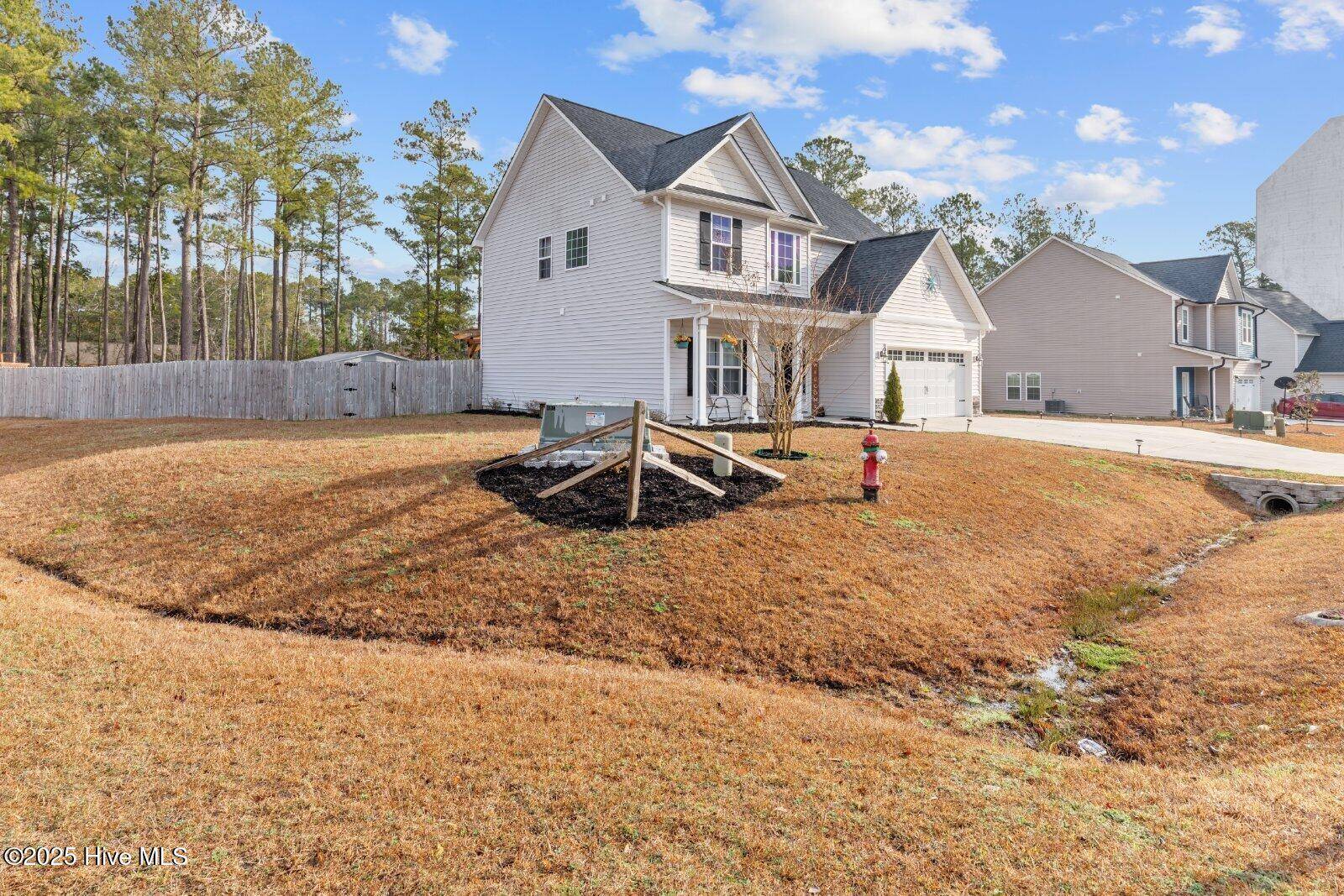 Jacksonville, NC 28540,201 Peters LN