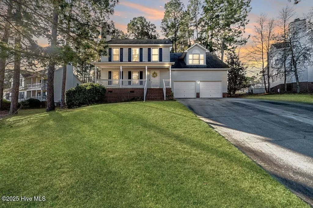 Cameron, NC 28326,336 Richmond Park DR