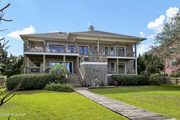 Wrightsville Beach, NC 28480,105 Circle DR