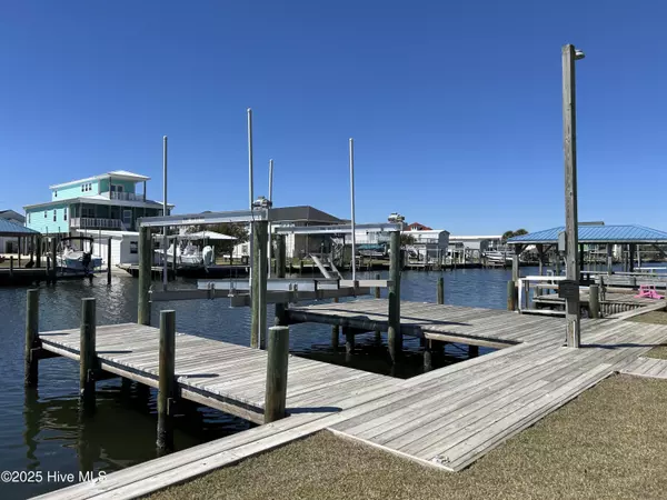 Surf City, NC 28445,9091 9th ST