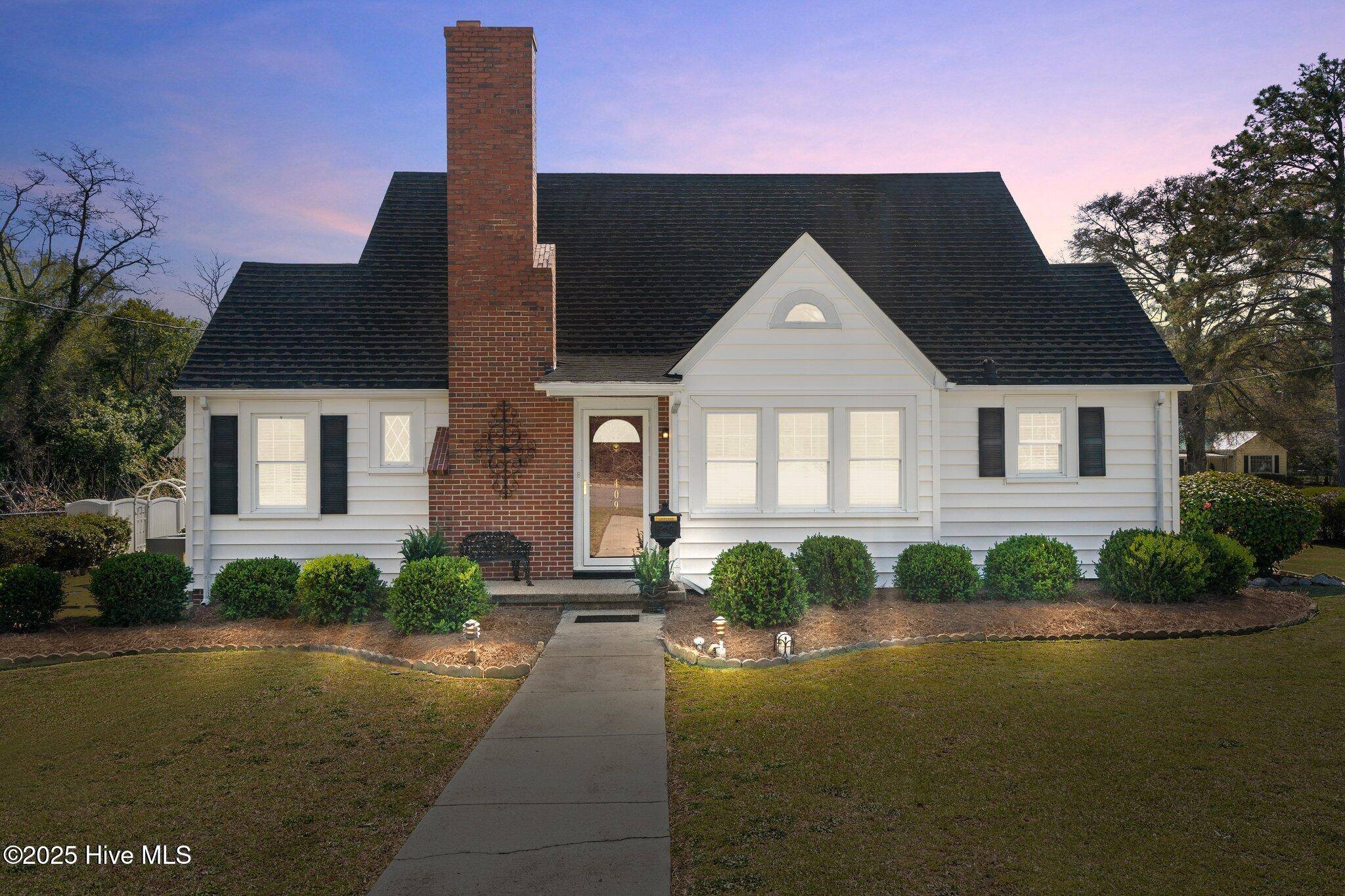 409 Myrtle AVE, Hamlet, NC 28345