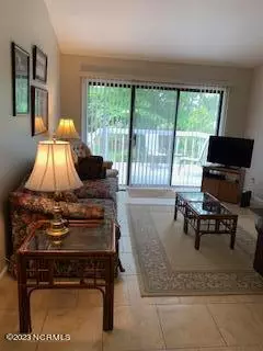 Pinehurst, NC 28374,925 Morganton RD #5-D