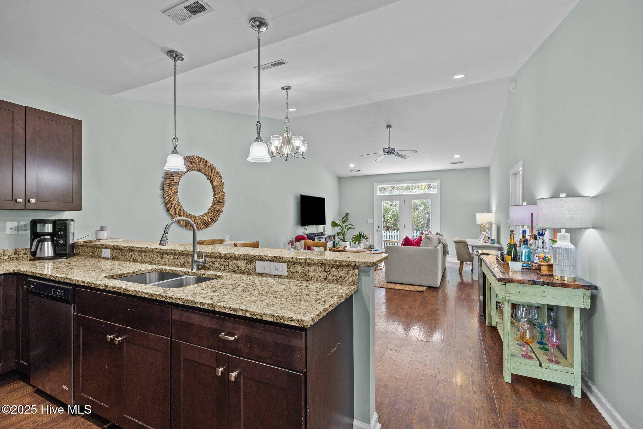 Morehead City, NC 28557,3303 Hogan CT #B