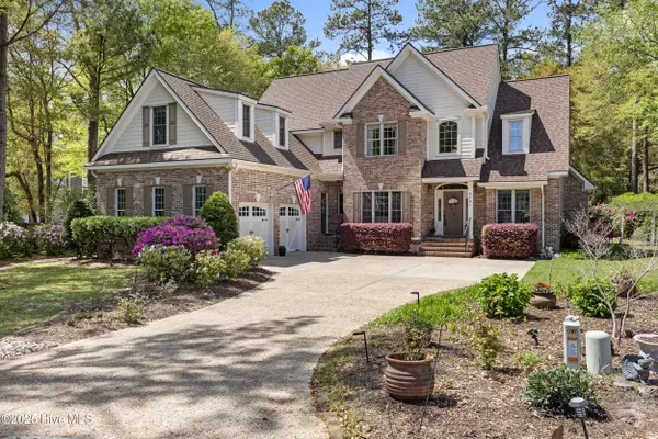 8701 Lincolnshire LN, Wilmington, NC 28411