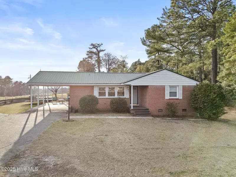 103 Pee Dee RD, Aberdeen, NC 28315