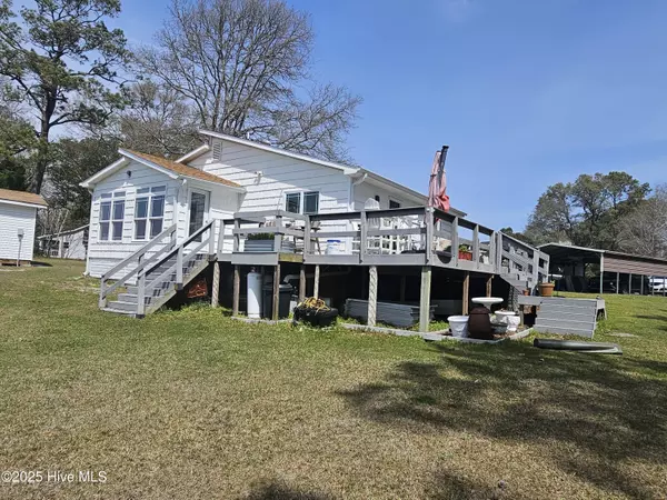 Shallotte, NC 28470,1229 Fletcher Hewett RD SW