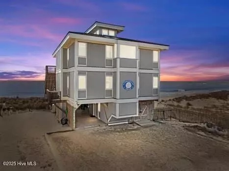 6623 W Beach DR, Oak Island, NC 28465