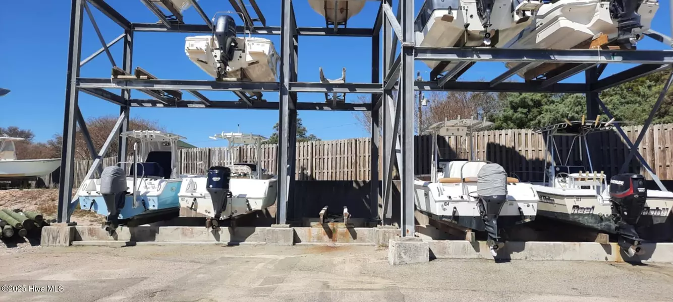 801 Paoli CT #20' Dry Slip I-03 (Fixed Top), Wilmington, NC 28409