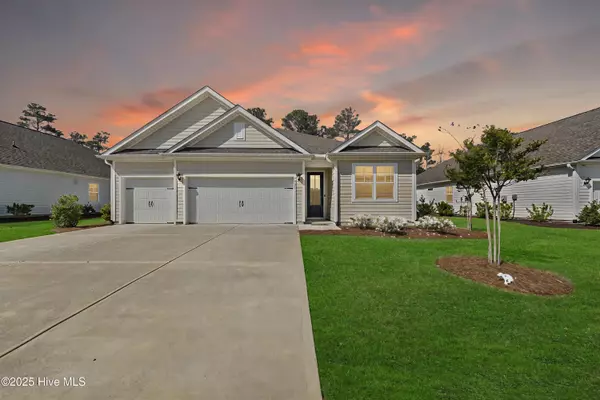 7801 Harrier CIR, Leland, NC 28451