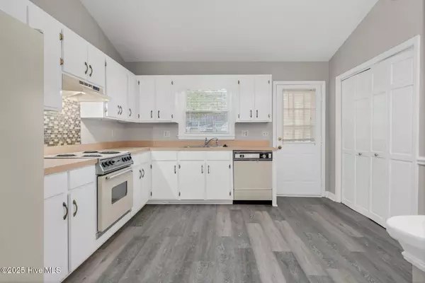 Rocky Mount, NC 27804,108 Teal CT