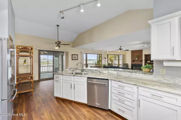 Atlantic Beach, NC 28512,221 Smith ST
