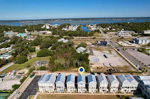 Emerald Isle, NC 28594,9011 Village West DR