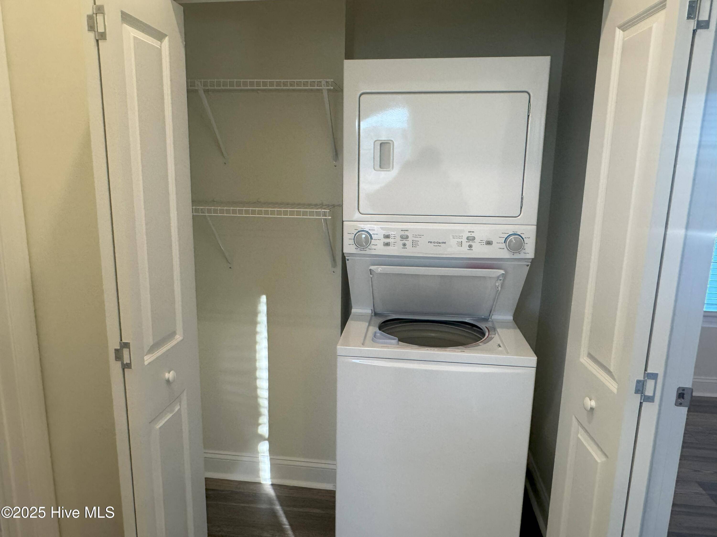 Wilmington, NC 28401,214 Red Cross ST #402