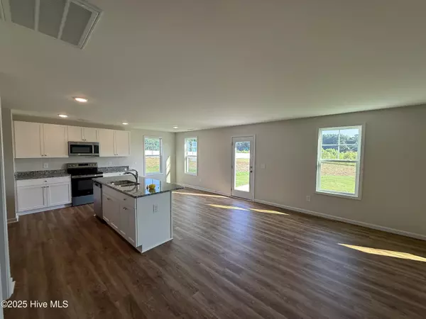 Selma, NC 27576,82 W Emily Gardens DR