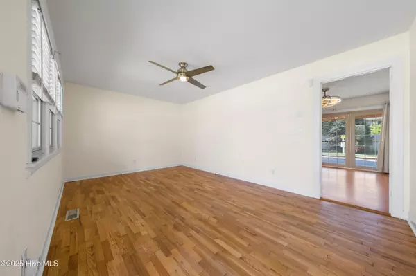Wilmington, NC 28405,4140 Lockwood DR