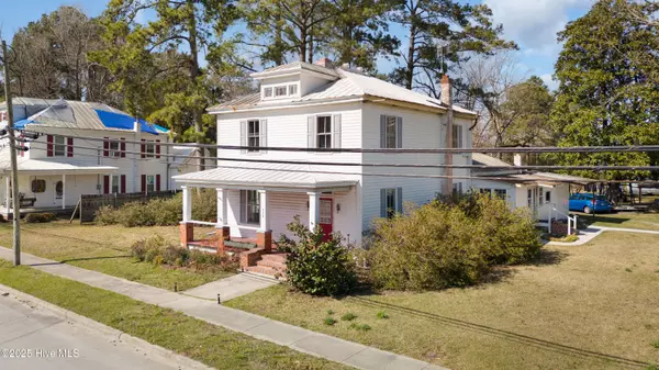Trenton, NC 28585,329 W Jones ST
