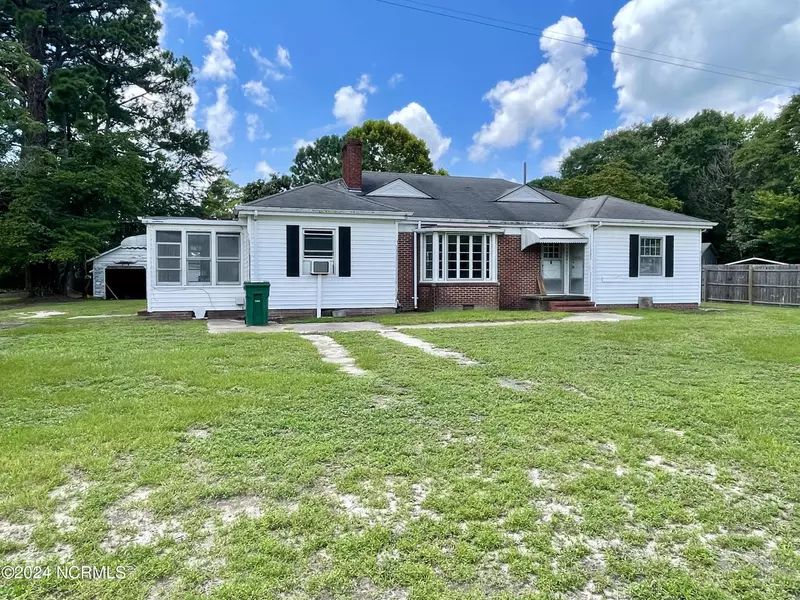 1810 Us Highway 17, Williamston, NC 27892