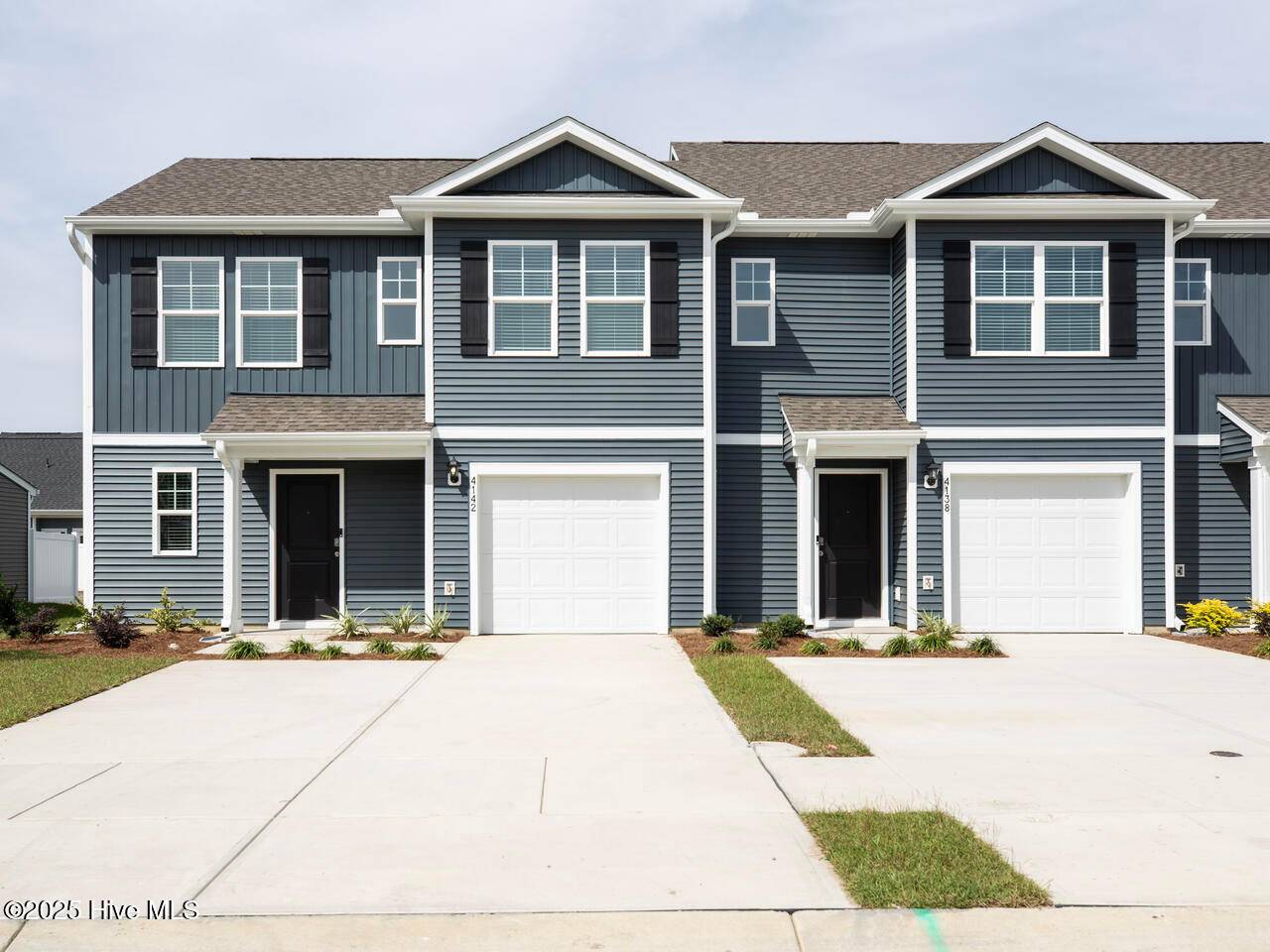 111 S Grassland RD #Unit 43, Surf City, NC 28445
