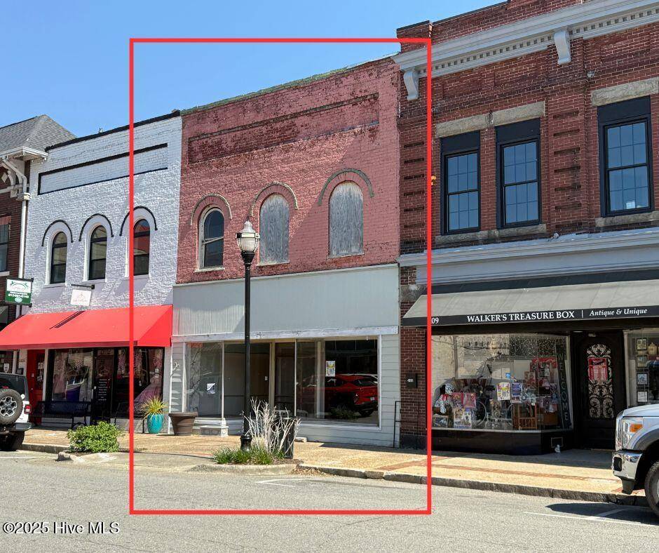 Selma, NC 27576,107 S Raiford ST