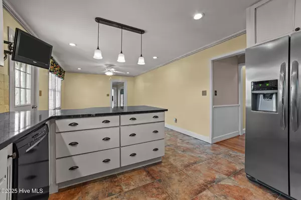 Grifton, NC 28530,667 St Joseph ST