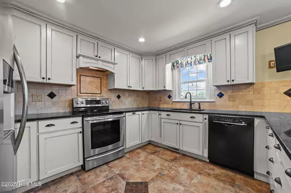 Grifton, NC 28530,667 St Joseph ST