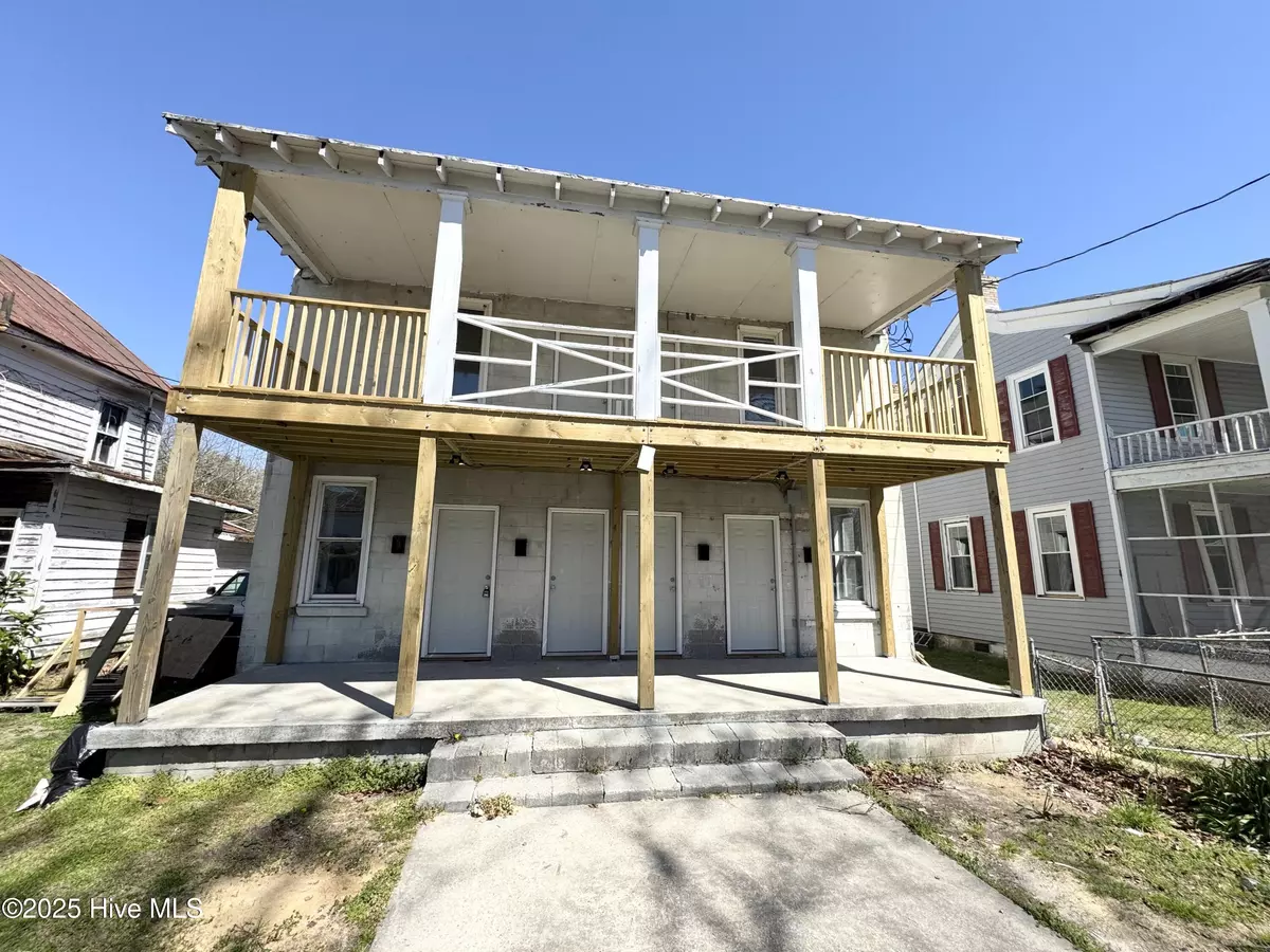 Edenton, NC 27932,211 E Gale ST #B