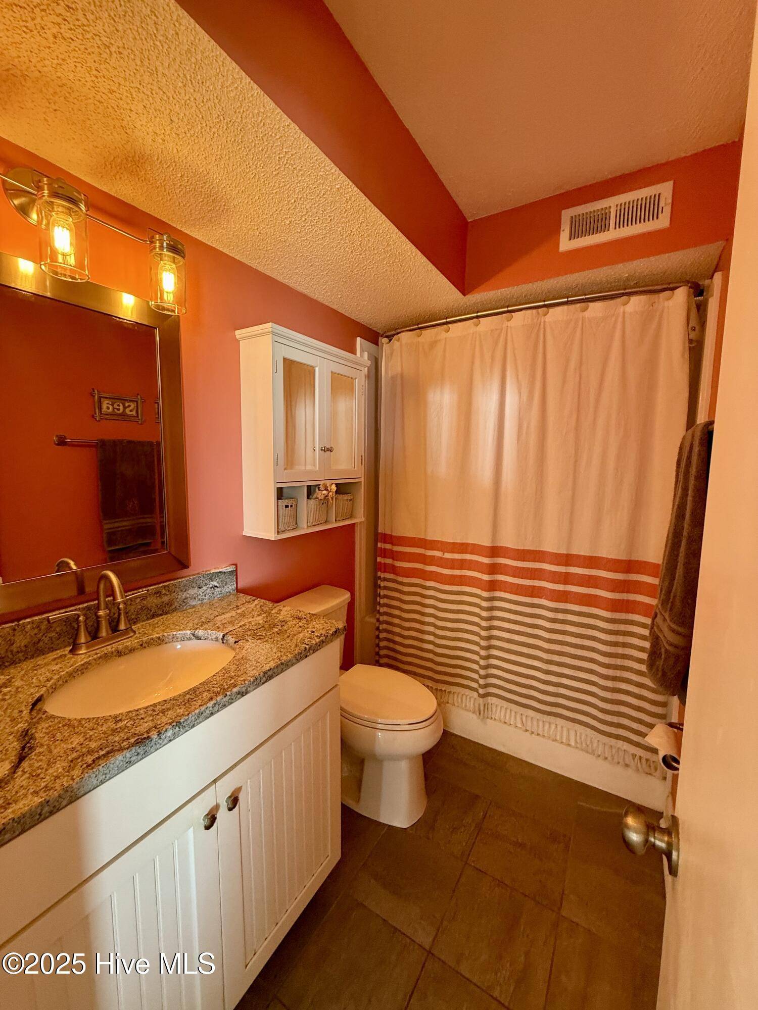 North Topsail Beach, NC 28460,2000 New River Inlet RD #2602