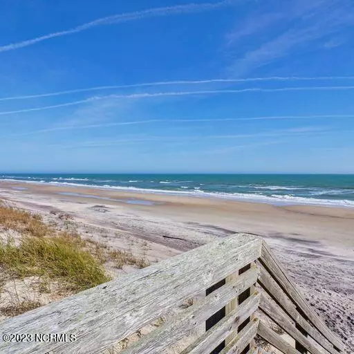 North Topsail Beach, NC 28460,1404 New River Inlet RD