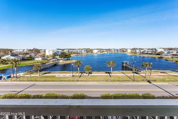 Carolina Beach, NC 28428,600 Carolina Beach AVE S #3d